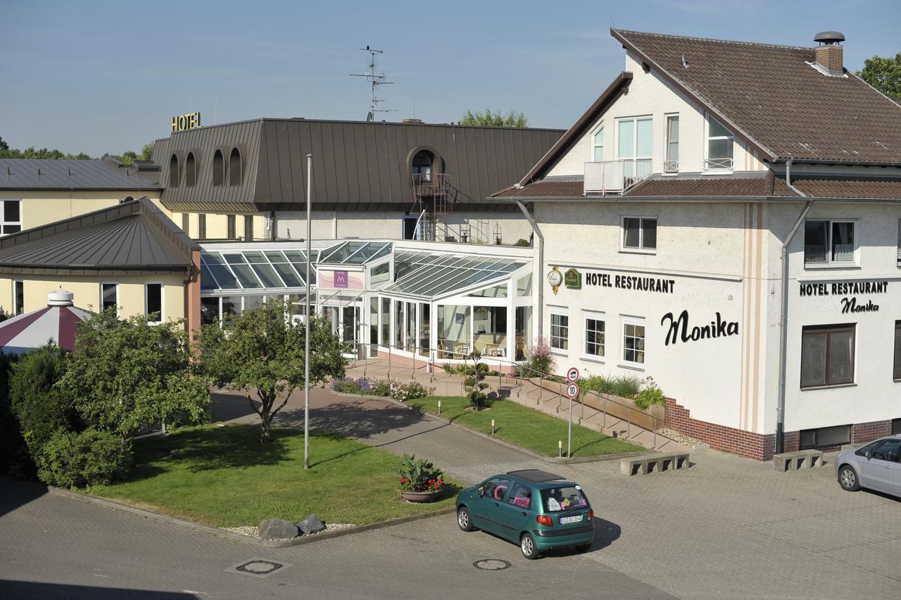 Büttelborn Hotel Monika מראה חיצוני תמונה